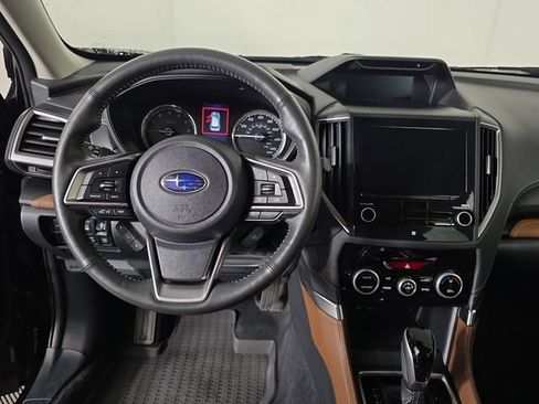 Used 2022 Subaru Forester Touring AWD/4WD image 9