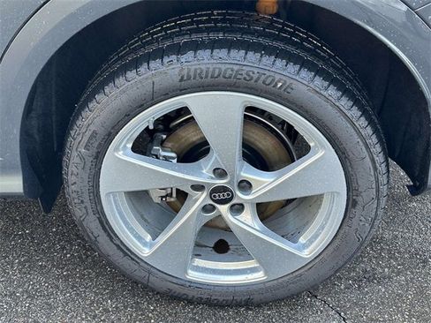 New 2025 Audi Q5 2.0T Premium Plus image 4