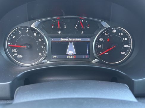 Used 2023 GMC Terrain SLT image 30