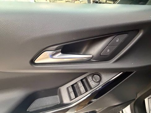 Used 2025 Chevrolet Equinox LT AWD/4WD image 25