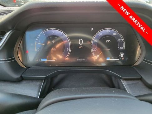 Used 2023 Jeep Grand Cherokee L Limited image 9