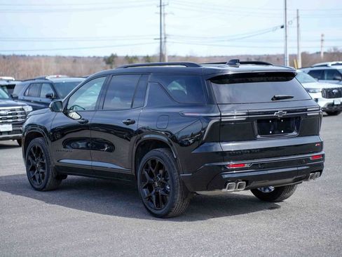 Used 2026 Chevrolet Traverse RS w/ LPO, Floor Liner Package image 7