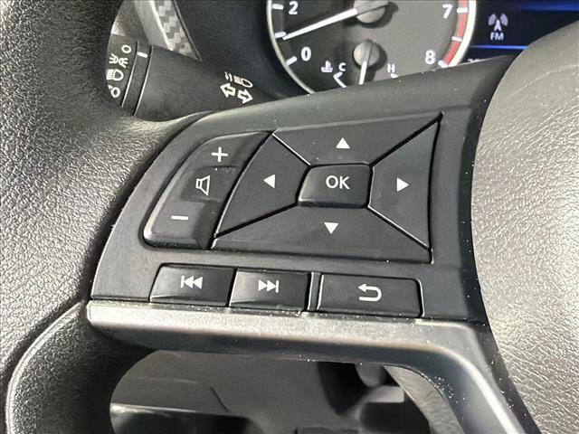 Used 2025 Nissan Sentra SV FWD image 24