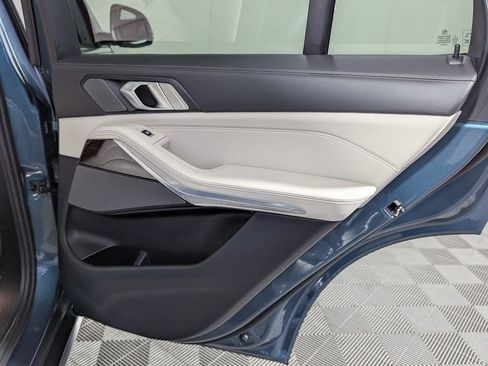 Certified 2024 BMW X5 xDrive40i w/ Premium Package image 43