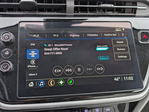 Used 2023 Chevrolet Bolt EUV Premier image 27