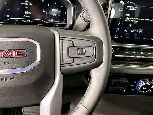 Used 2024 GMC Sierra 1500 SLE w/ Preferred Package AWD/4WD image 12