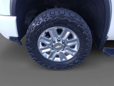 Used 2024 Chevrolet Silverado 3500 High Country w/ High Country Premium Package image 15