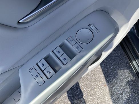 New 2026 Hyundai Kona Limited FWD image 18