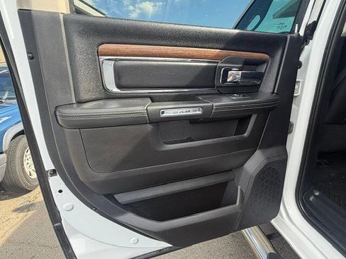 Used 2017 RAM 2500 Laramie AWD/4WD image 25
