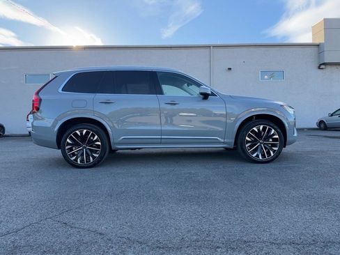 New 2025 Volvo XC90 B5 Plus image 2