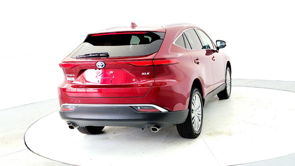 Certified 2024 Toyota Venza XLE AWD/4WD image 5
