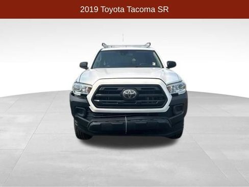 Used 2019 Toyota Tacoma SR RWD image 2