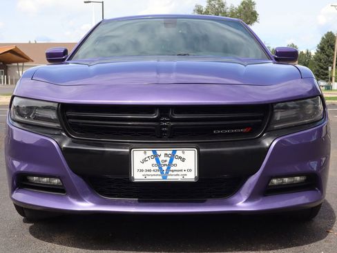 Used 2018 Dodge Charger GT AWD/4WD image 13