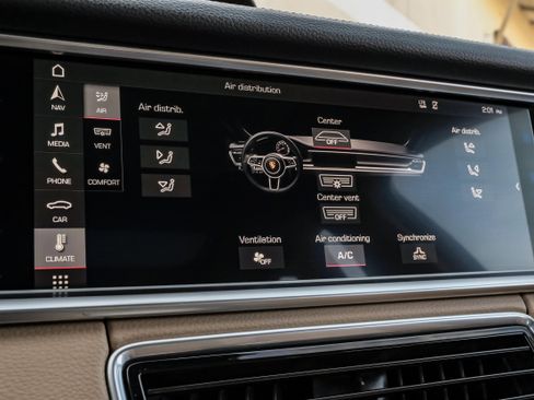 Used 2018 Porsche Panamera 4 w/ Sport Chrono Package image 38