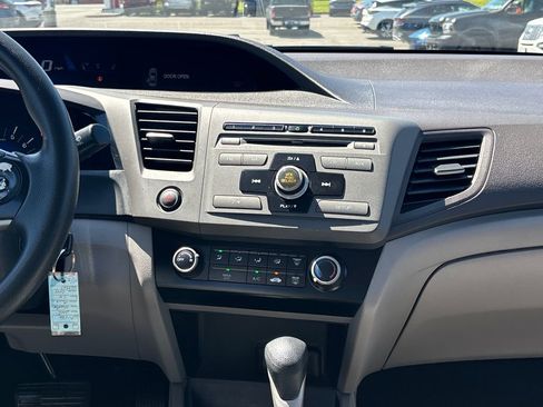 Used 2012 Honda Civic LX image 17