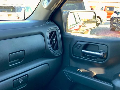 New 2026 Chevrolet Silverado 1500 Custom w/ LPO, Dark Essentials Package image 42