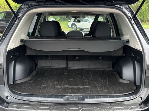 Used 2020 Subaru Forester Premium AWD/4WD image 35