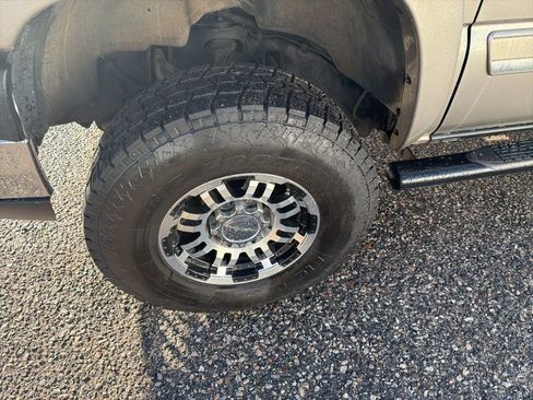 Used 2003 Chevrolet Silverado 2500 LS w/ Skid Plate Package image 13