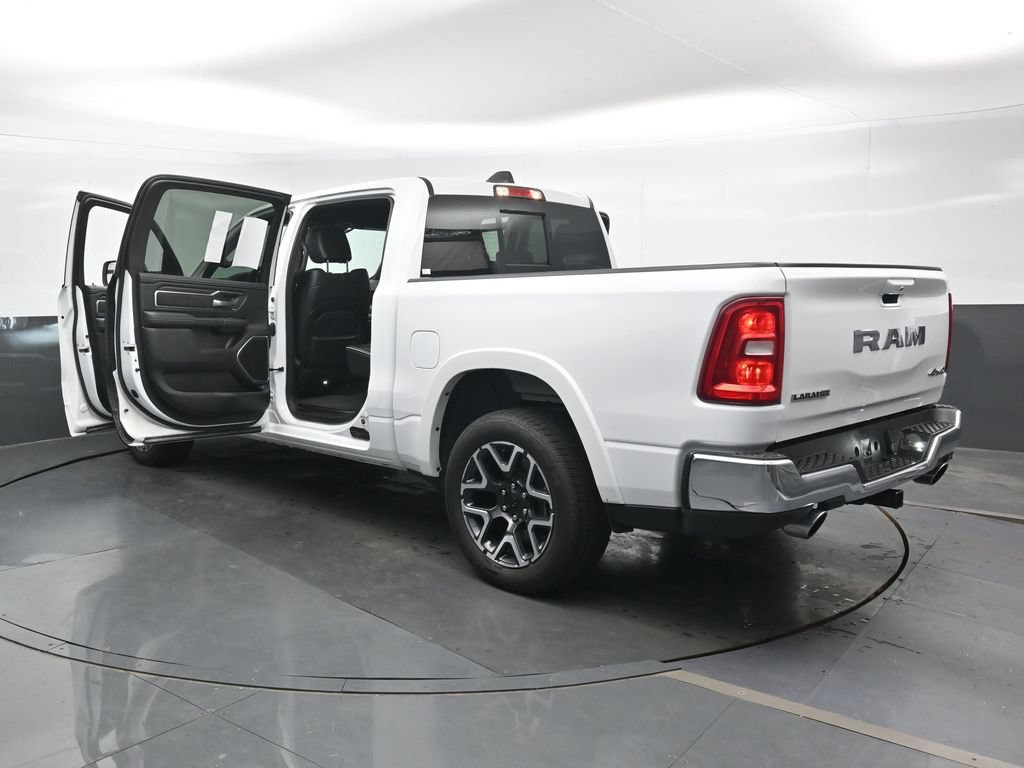 Used 2026 RAM 1500 Laramie AWD/4WD image 46