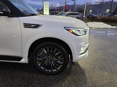 Certified 2024 INFINITI QX80 Premium Select w/ Cargo Package image 16