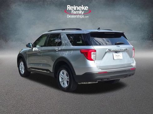 Used 2024 Ford Explorer XLT AWD/4WD image 8