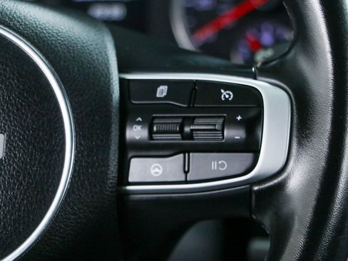 Used 2022 Kia K5 GT-Line FWD image 14