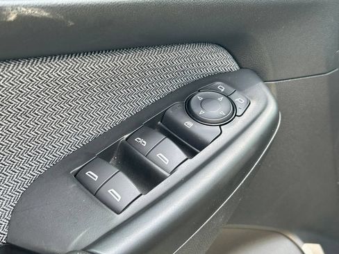 Used 2025 Chevrolet TrailBlazer LT FWD image 21