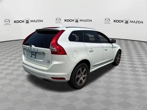 Used 2015 Volvo XC60 T6 w/ Proximity Package AWD/4WD image 7