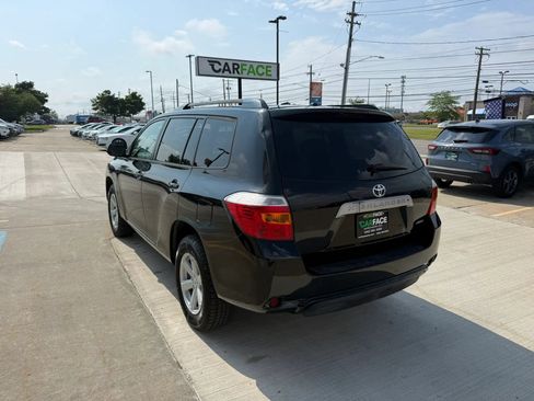 Used 2010 Toyota Highlander SE AWD/4WD image 8