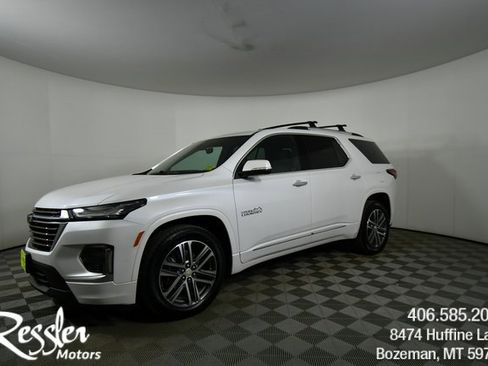 Used 2023 Chevrolet Traverse High Country w/ LPO, Floor Liner Package image 1