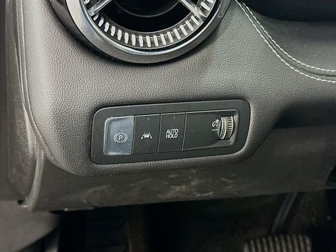 Used 2024 Chevrolet Blazer EV LT AWD/4WD image 17
