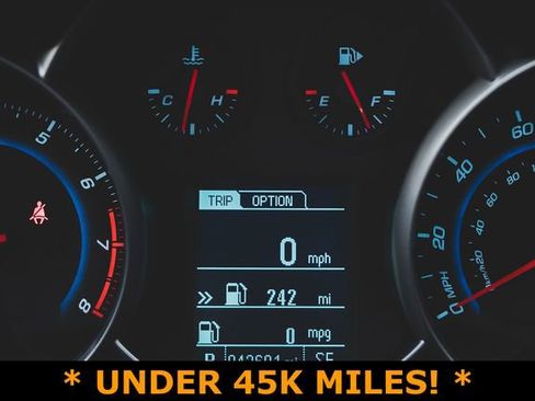 Used 2014 Chevrolet Cruze LT w/ Technology Package image 5