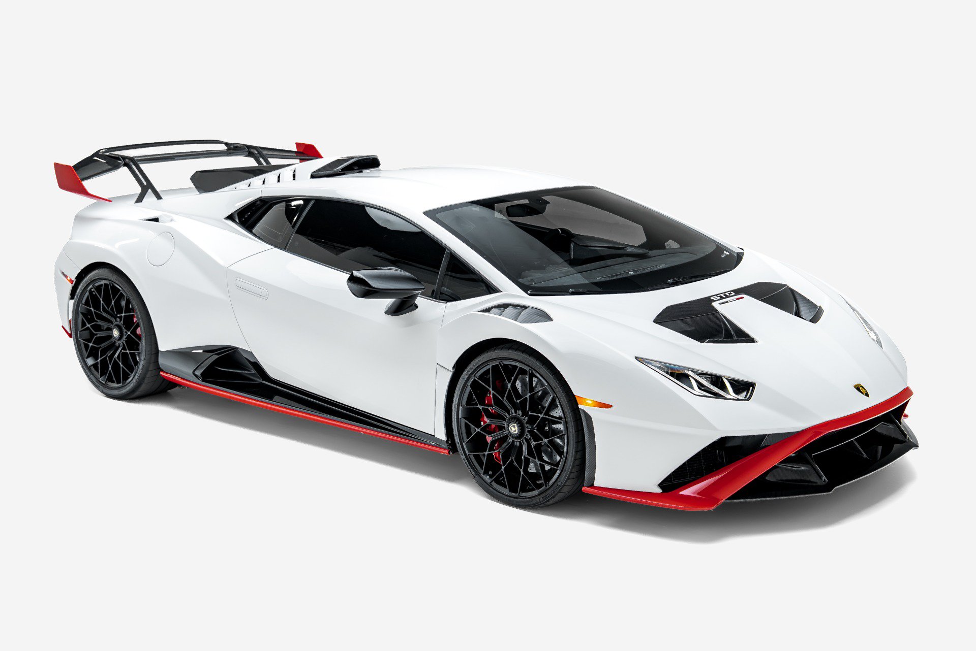 Used 2022 Lamborghini Huracan STO RWD image 9