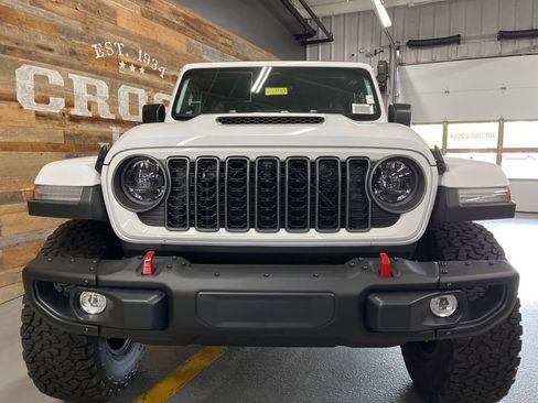 New 2026 Jeep Wrangler Unlimited Rubicon AWD/4WD image 7