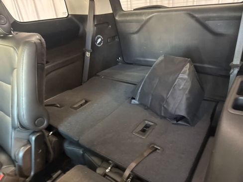 Used 2019 GMC Acadia SLT image 19