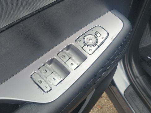 Used 2021 Hyundai Palisade SE FWD image 17