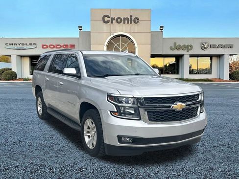 Used 2017 Chevrolet Suburban LT w/ Luxury Package image 1