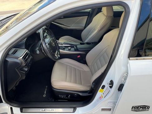 Used 2018 Lexus IS 300 image 46