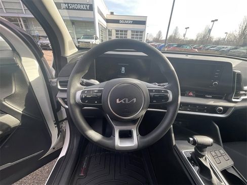 Certified 2023 Kia Sportage LX image 15