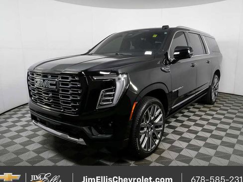 Certified 2025 GMC Yukon XL Denali Ultimate AWD/4WD image 28