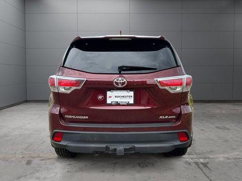Used 2015 Toyota Highlander XLE AWD/4WD image 4