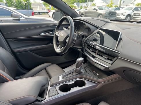 Used 2025 Cadillac CT4 Sport w/ Climate Package AWD/4WD image 58