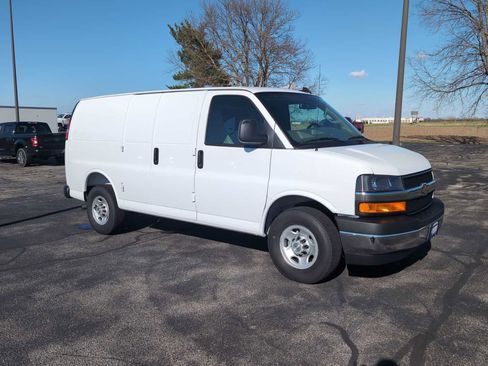 New 2026 Chevrolet Express 2500 w/ Driver Convenience Package RWD image 3