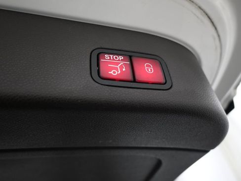 Used 2018 Mercedes-Benz GLS 450 4MATIC image 18