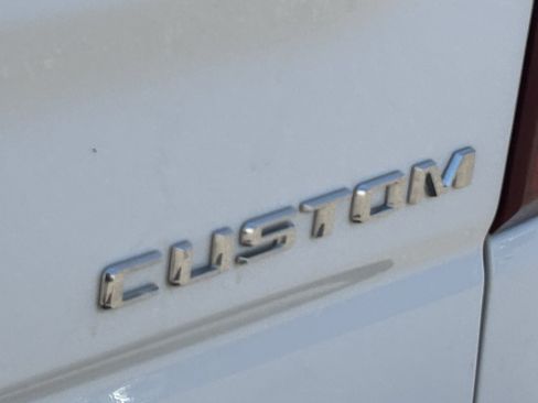 Used 2024 Chevrolet Silverado 1500 Custom Trail Boss AWD/4WD image 9
