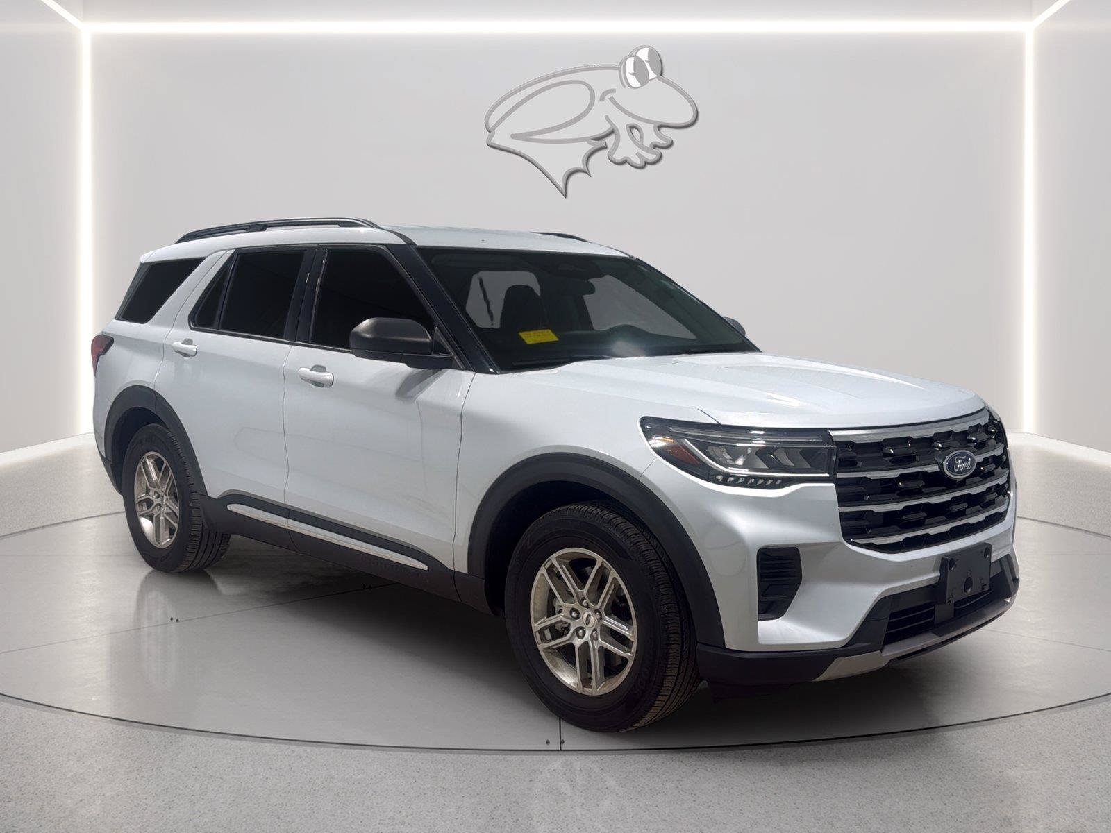 Certified 2025 Ford Explorer Active RWD image 7