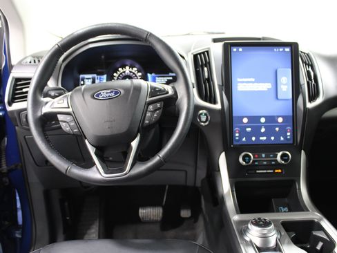 Used 2024 Ford Edge SEL AWD/4WD image 2
