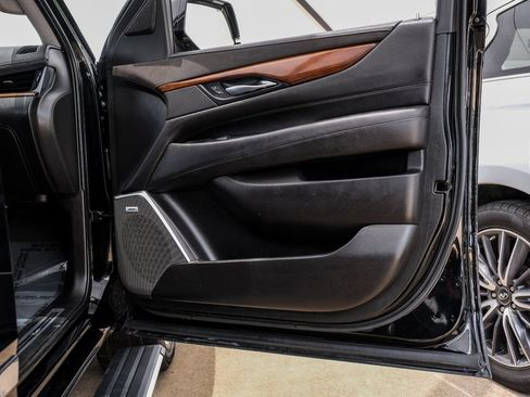 Used 2019 Cadillac Escalade Premium Luxury w/ LPO, Radiant Package RWD image 49