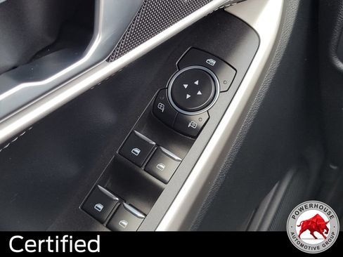 Certified 2022 Ford Explorer XLT RWD image 27