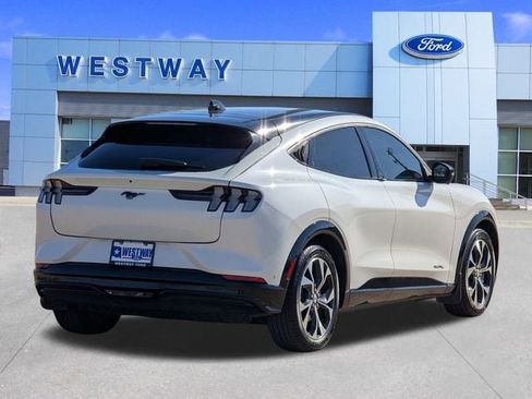 Used 2022 Ford Mustang Mach-E Premium image 4